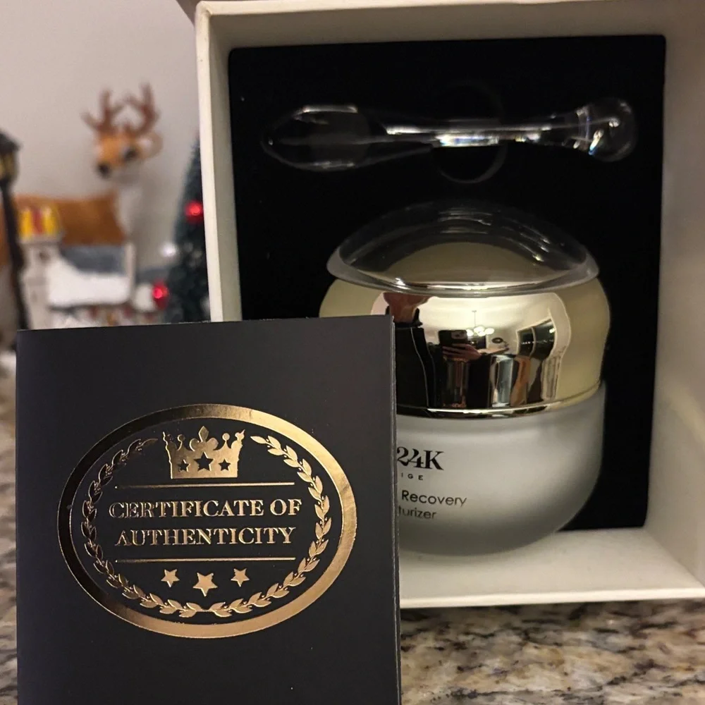 D'Or Skincare Multi-Vitamin Recovery 24H Moisturizer - Cream - Picture 2 of 4